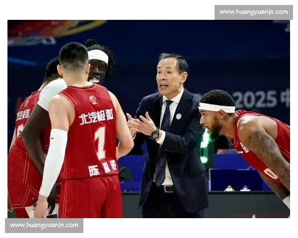 北京首钢迎战浙江广厦 激烈对决背后的战术与实力较量解析